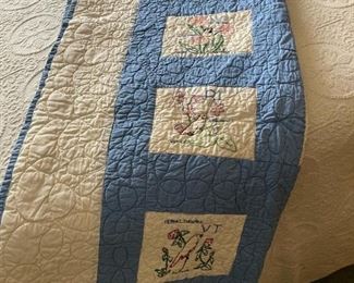 Antique Handmade Quilt - 50 State Birds / Flowers