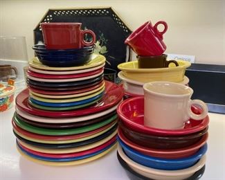 A LARGE COLLECTION OF FIESTA WARE