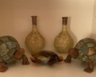 PAIR OF ARTISAN POTTERY TORTOISE'S AND BLOWN GLASS TURTLE