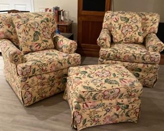SWIVEL CLUB CHAIRS AND OTTOMAN, GREAT CONDITION, A GOOD  REUPHOLSTERY  PROJECT
