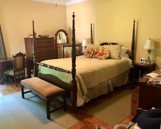 Four poster queen bed, matching  bedside tables