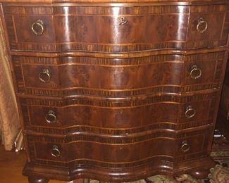Alfonso 4 drawer chest
