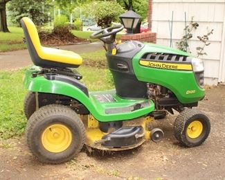 John Deere D120 lawn tractor w/ ONLY 80.2 HOURS!