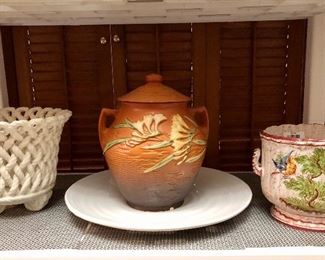 Italian pottery. Roseville Fresia brown cookie jar. Ceramica 15” platter Italy.