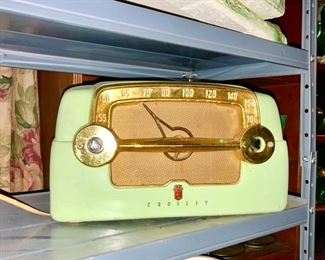 Vintage Crosley electric radio