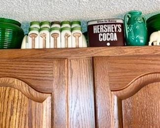 Vintage kitchen collectibles, glass, stoneware, milk glass spice set w/ rack, etc.