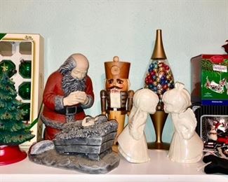 Christmas decor, small ceramic Christmas tree