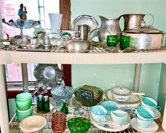 Hammered aluminum items, misc. glass & vintage plastic dishes