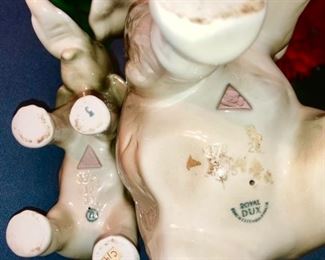 Royal Dux porcelain elephants, Czech