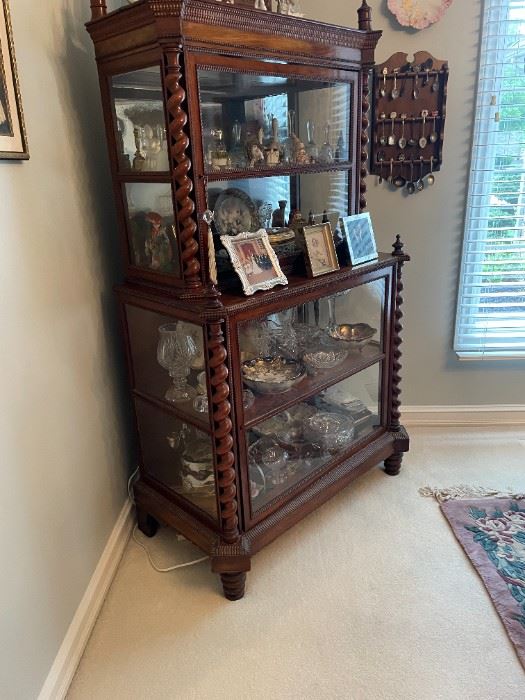 This is a stunning piece -- a beautiful CURIO filled with treasures!