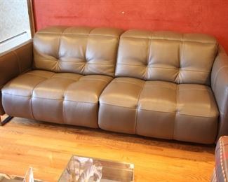 Natuzzi "Philo" leather sofa with "soft touch" power recliner (feet & headrest) - barley sat in