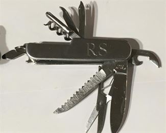 MULTI-TOOL KNIFE W/CASE