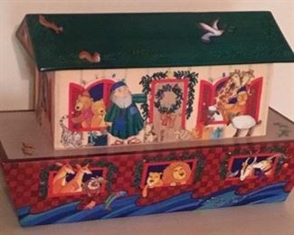 NOAH'S ARK STORAGE BOX/BOAT