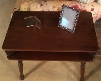 VINTAGE END TABLE