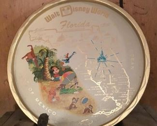 VINTAGE DISNEY WORLD TRAY