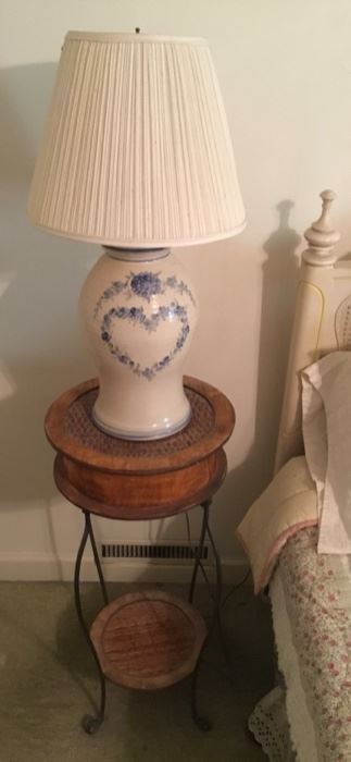 KOVACK POTTERY LAMP (2-AVAILABLE), METAL/RATTAN SIDE TABLE/STAND