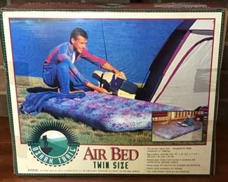 TWIN SIZE AIR BED