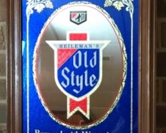 FRAMED HEILEMAN'S OLD STYLE BEER MIRROR
