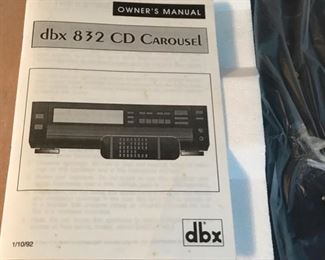 *NIB DBX 832 CD CAROUSEL