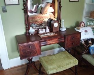 Neat double pedestal mahogany vanity & stool