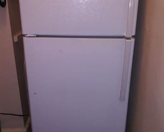 Clean working refrigerator