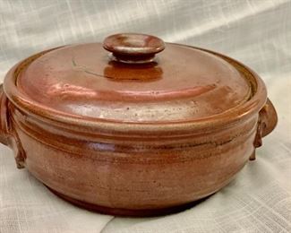 Pottery baker w/lid