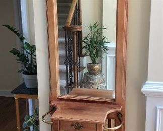 HALL TREE/COAT RACK