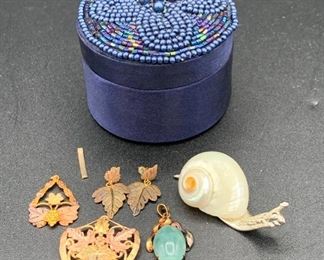 Estate Jewelry Lot - Black Hills Gold/ Decorative Snail
