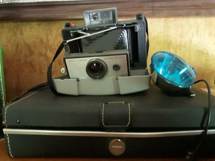 Polaroid Land Camera 210