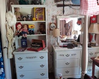 Little girl's bedroom furniture 60's...matches canopy bed