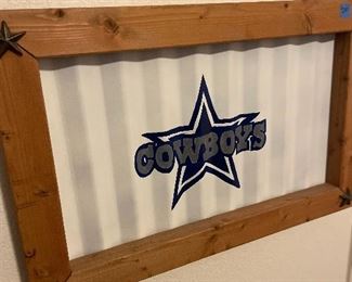 Cowboys sign