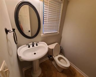 The vanity, mirror, toilet and blinds are available!!
