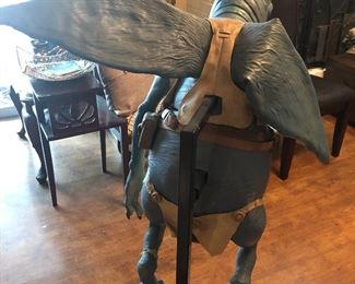 Watto is in really nice condition, no tears, rips, all accessories are here! 