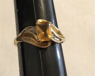 56. 10kt Citrine and Diamond Ring
