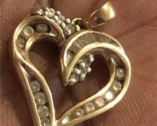 59. Diamond Heart Pendant With Three Settings