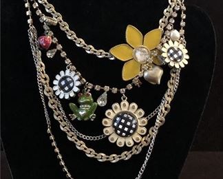 97. Rare Vintage Betsey Johnson Chunky Charm Necklace B