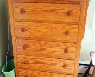 Solid Wood 5 Drawer Chest Of Drawers, 47" x 32.5" x 18.5"