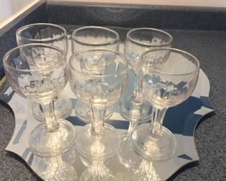 Set of six glasses.