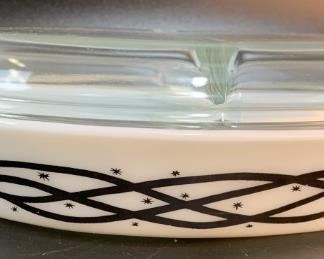 Pyrex Barbed Wire Divided Casserole