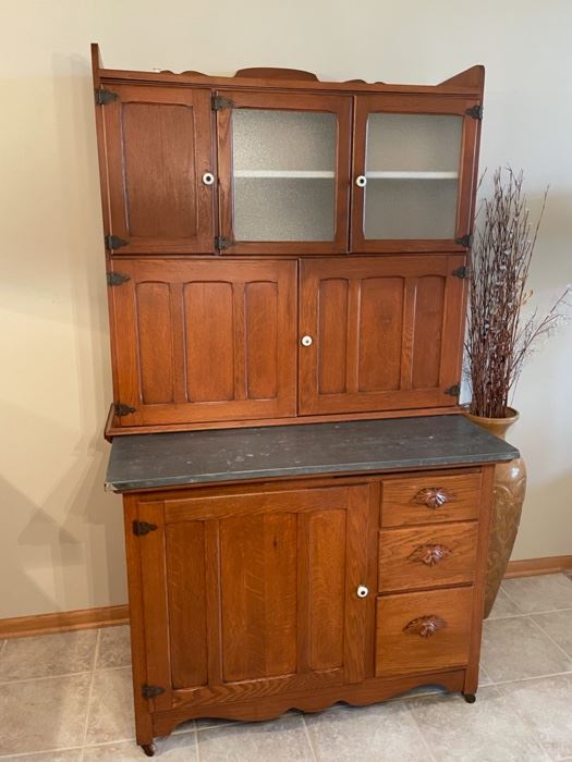 CLEARANCE !  $500.00 NOW, WAS $1,800.00...............Antique Hoosier Cabinet.... prettiest I’ve ever seen!!! (G156)