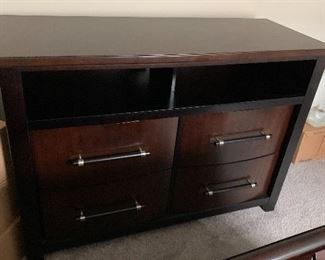 $325- Dresser 