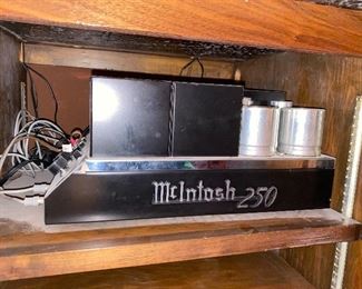McIntosh 250