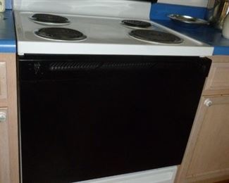 GE electric oven (needs handle for oven door)