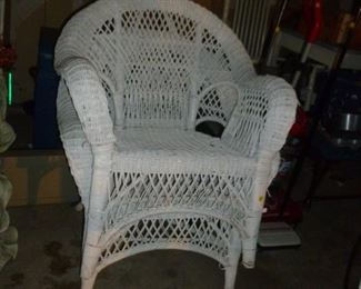 2 vintage wicker chairs