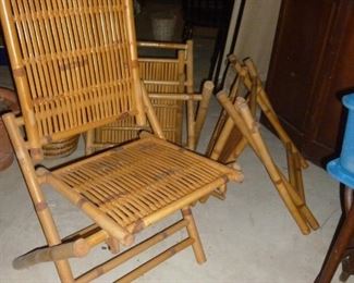 3 awesome bamboo fold-up chairs