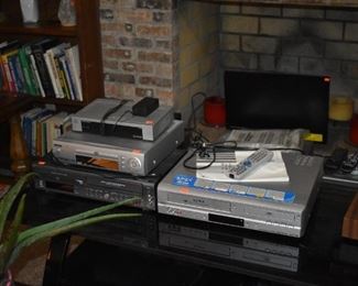 APEX  Digital ADV-3800 VHS and DVD player, SYLVANIA VHS and DVD player, APEX DVD player,  the Comcast unit is not for sale.