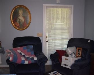 Pair of Recliner Chairs, Quilt and More