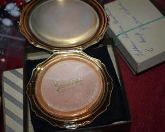 Beautiful Vintage Compact with black bag and original box