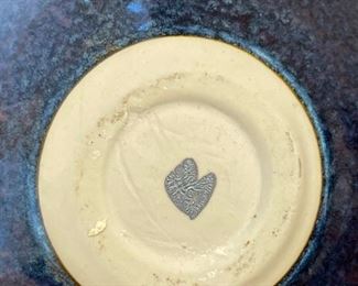 trefoil bowl signature