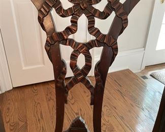 Antique side chair with cabriole legs. Photo 2 of 2